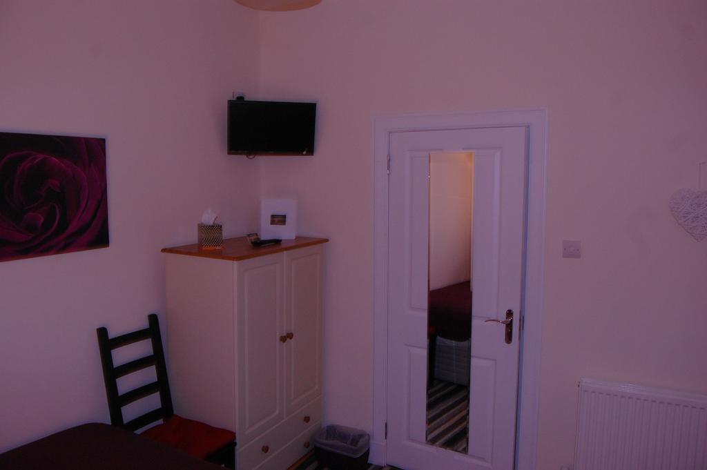 Dawn Break Bed & Breakfast Largs Rom bilde