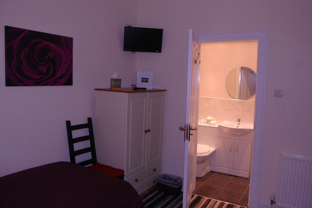 Dawn Break Bed & Breakfast Largs Rom bilde